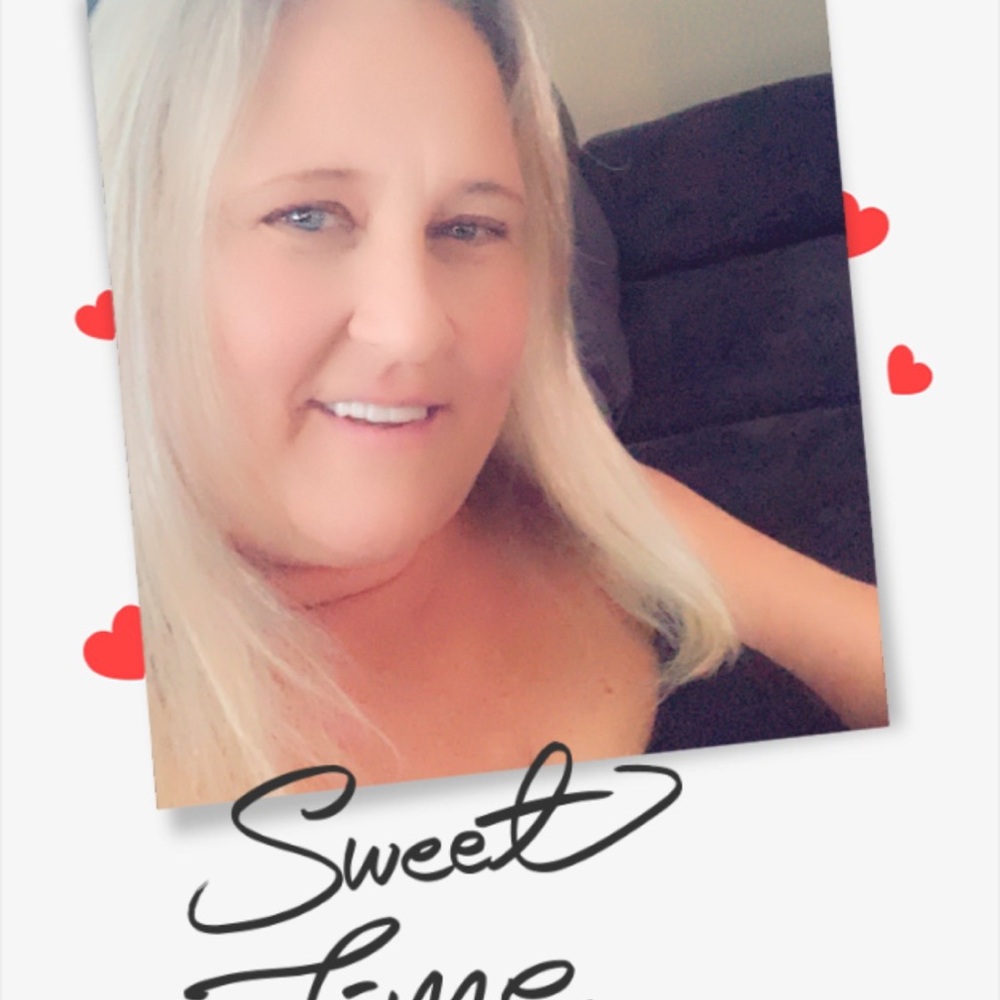 Meet your Posher, Suzette